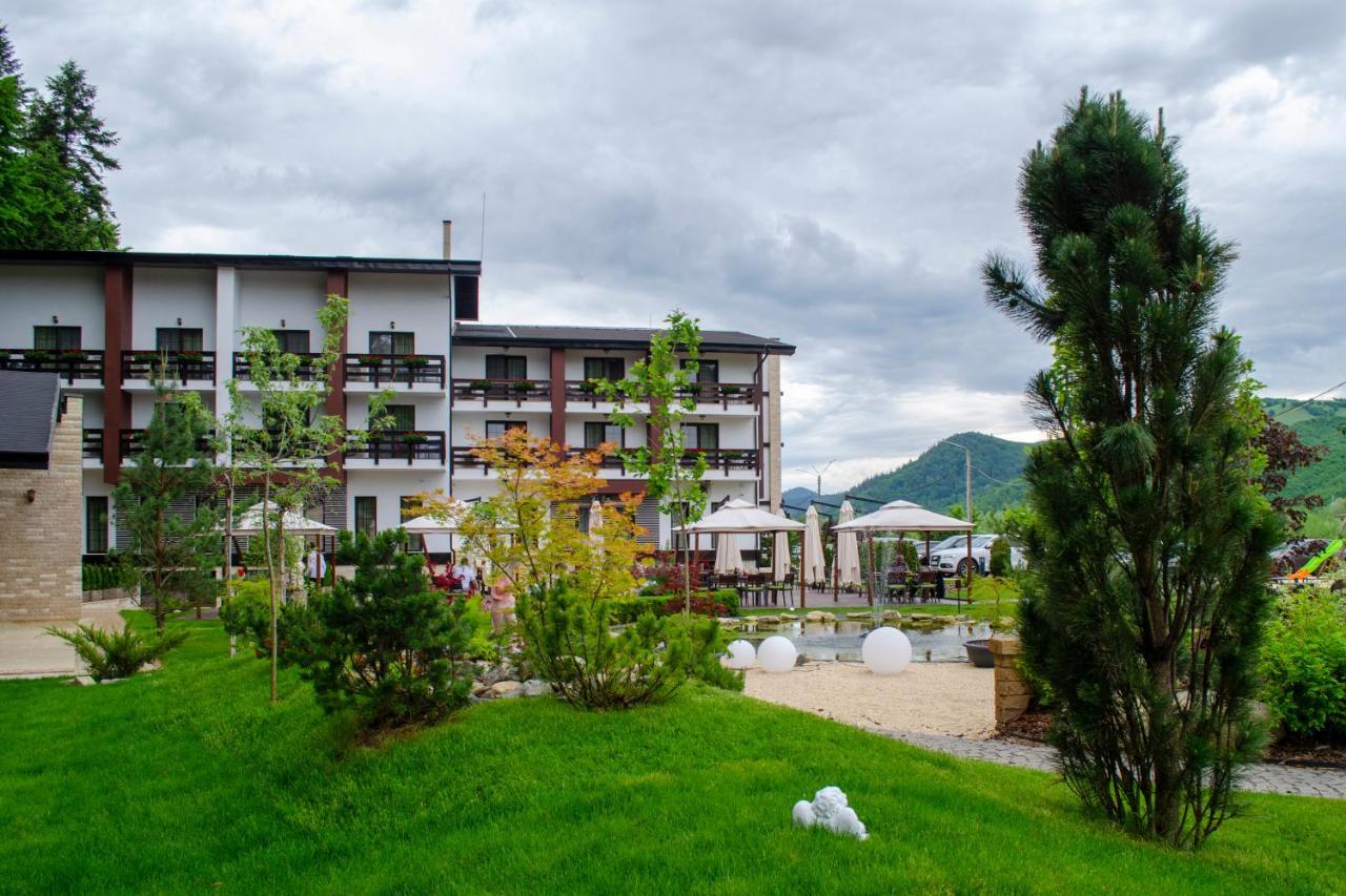 Piatra Pinului Ski&Spa Gura Humorului Exterior foto