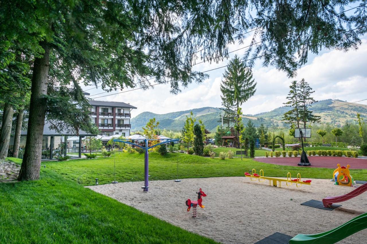 Piatra Pinului Ski&Spa Gura Humorului Exterior foto